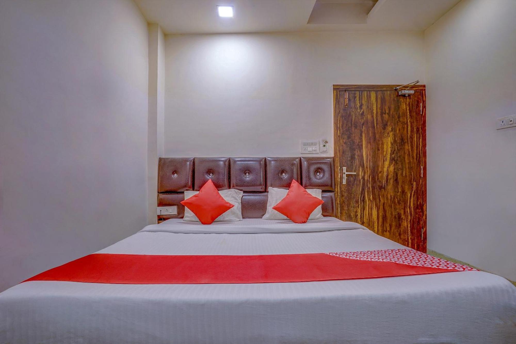 Super Hotel O Traveller Inn Лакхнау Екстер'єр фото